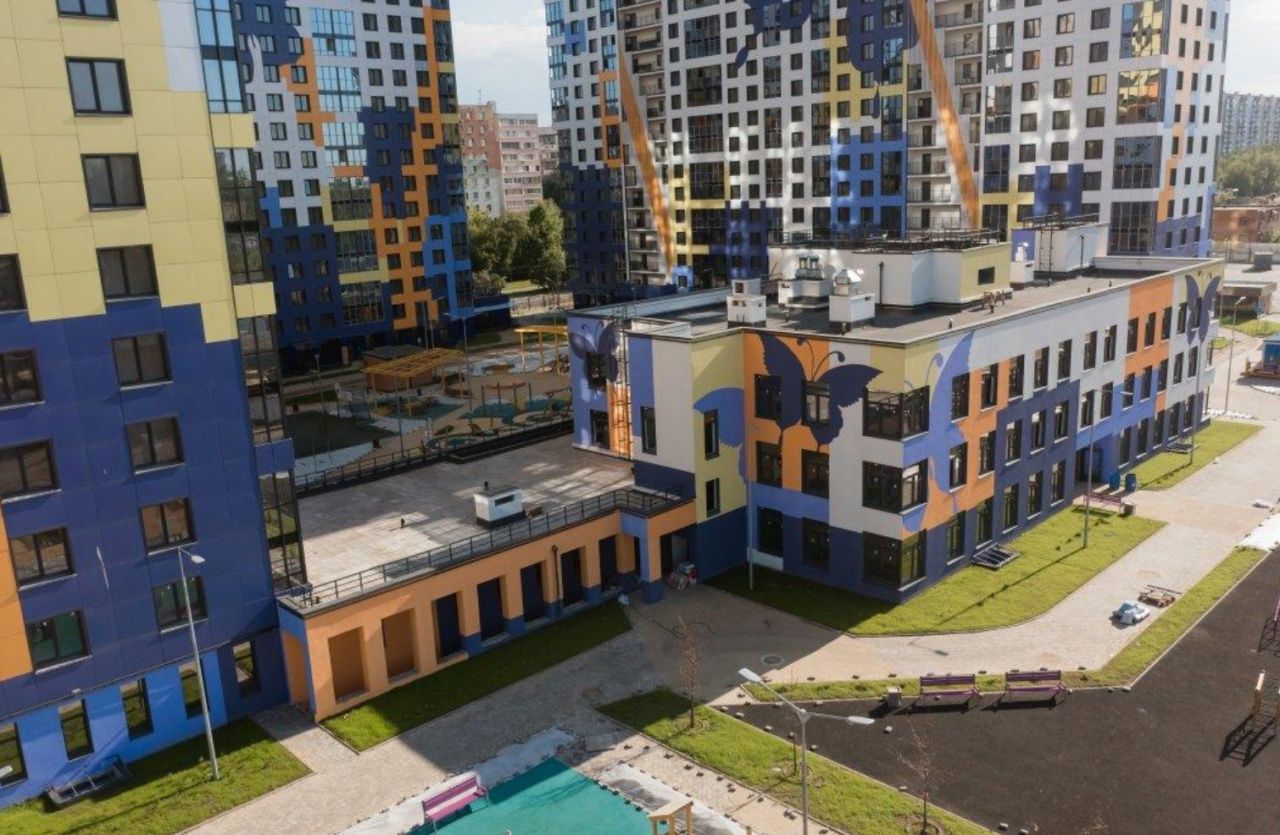 фасад дома, Бизнес-центр Илимская 1Вк1 по адресу г Москва, ул Илимская, д 1В к 1